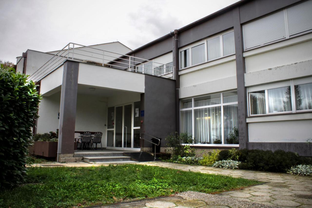 Hostel Rakitje-Rakitje מראה חיצוני תמונה